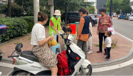華展貓先生，智能垃圾房，生活垃圾分類收集點(diǎn)，設(shè)備生產(chǎn)廠家