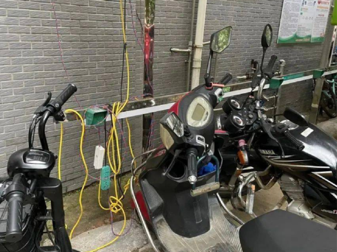 電單車充電樁，智能無線充電樁，智能掃碼電動自行車充電樁廠家
